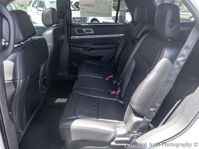 Ford Explorer 2017 photo 10